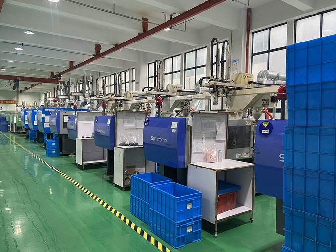 Yuyao Taike Mold Factory manufacturer production line